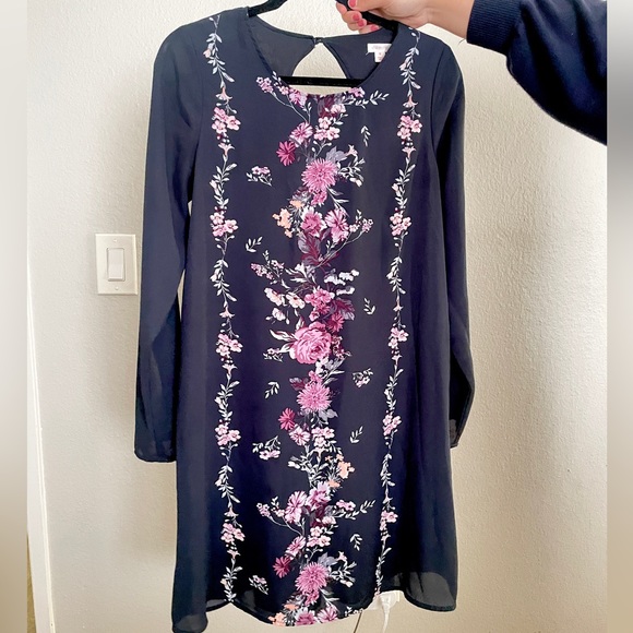 Blue Dress & Floral Print - Picture 1 of 3